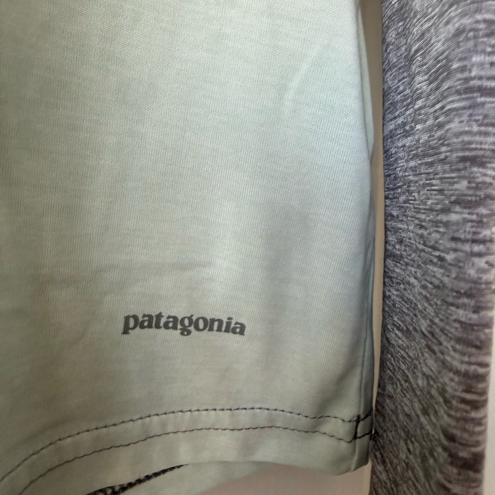 Kids Patagonia Gray and Mint Hooded Shirt - Picture 2 of 4